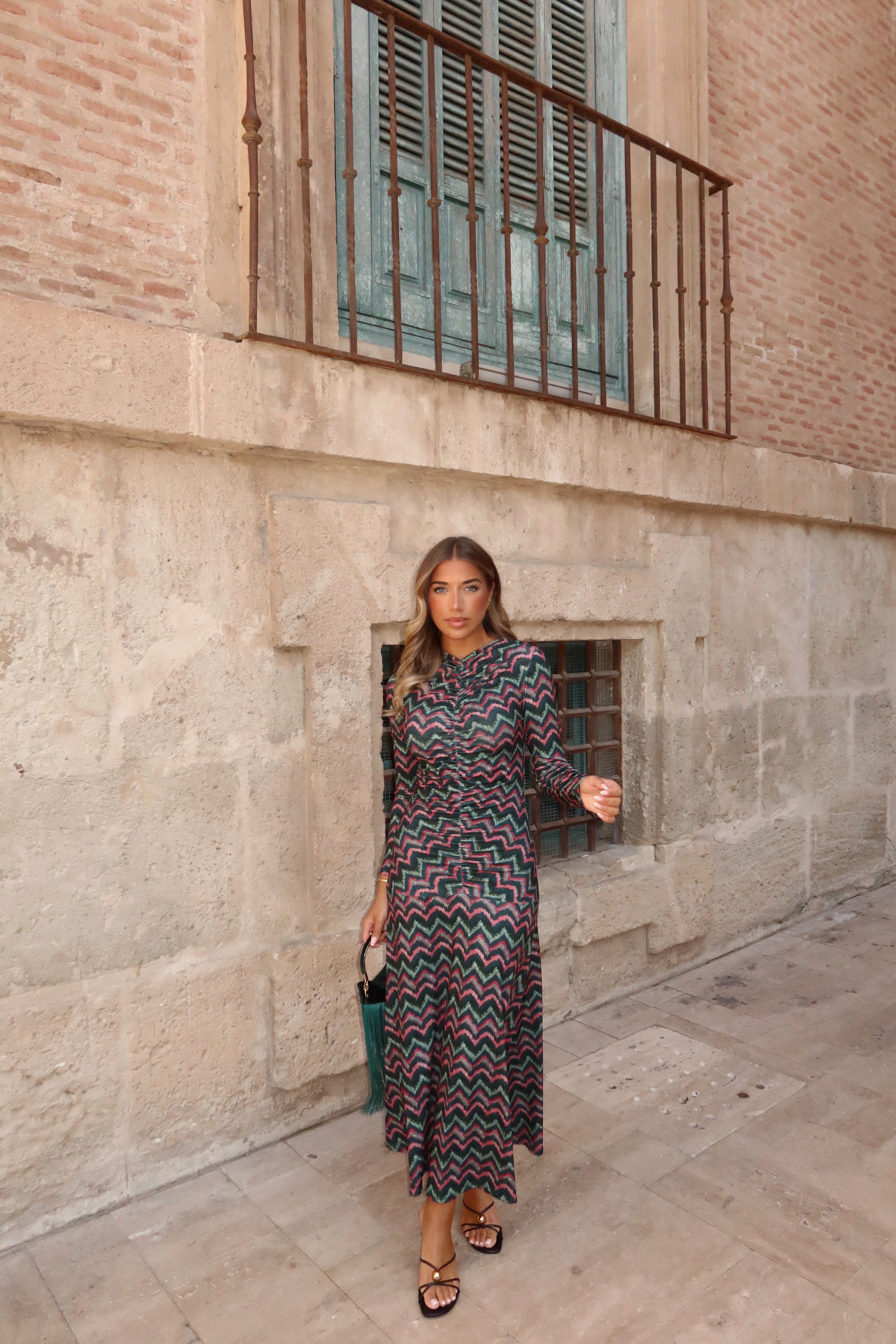 VESTIDO CUERPO DRAPEADO ZIGZAG VERDE