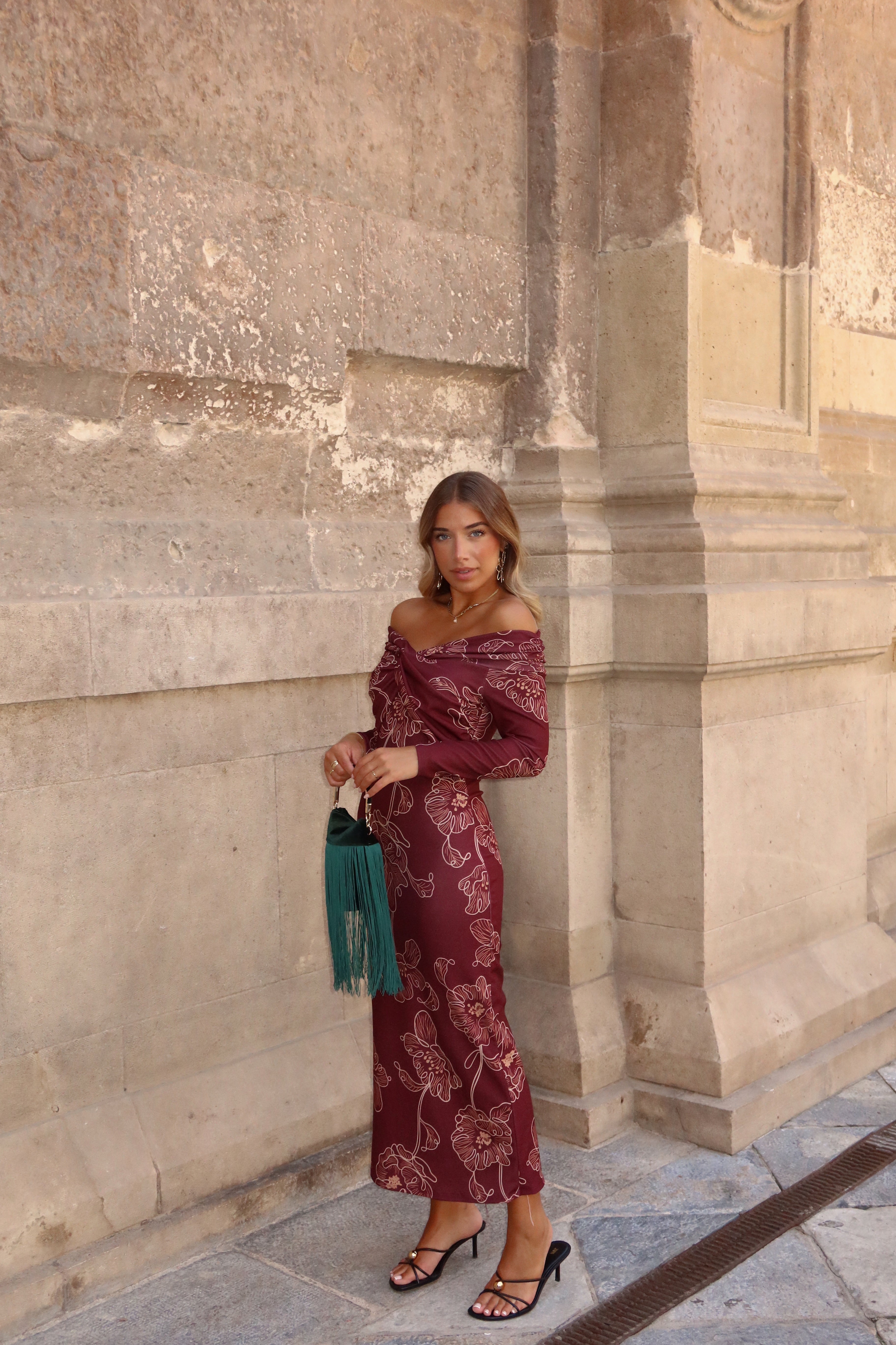 VESTIDO BARDOT ESTAMPADO GRANATE