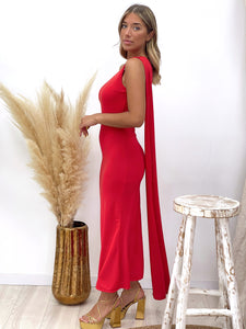 VESTIDO ROJO CAPA